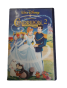 Lot de 3 VHS Disney - Blanche neige - Alice au Pays des merveilles et Cendrillon 2 - Bon état -